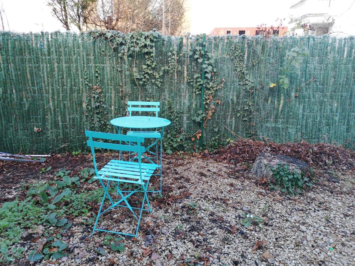Studio De Charme, 30' Paris, 5' Evry, 10' Orly Ris-Orangis Esterno foto