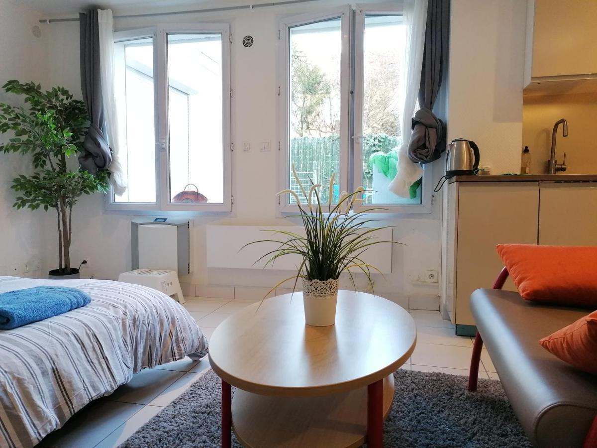 Studio De Charme, 30' Paris, 5' Evry, 10' Orly Ris-Orangis Esterno foto