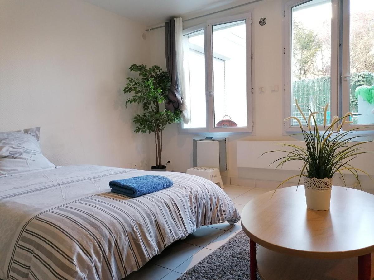 Studio De Charme, 30' Paris, 5' Evry, 10' Orly Ris-Orangis Esterno foto